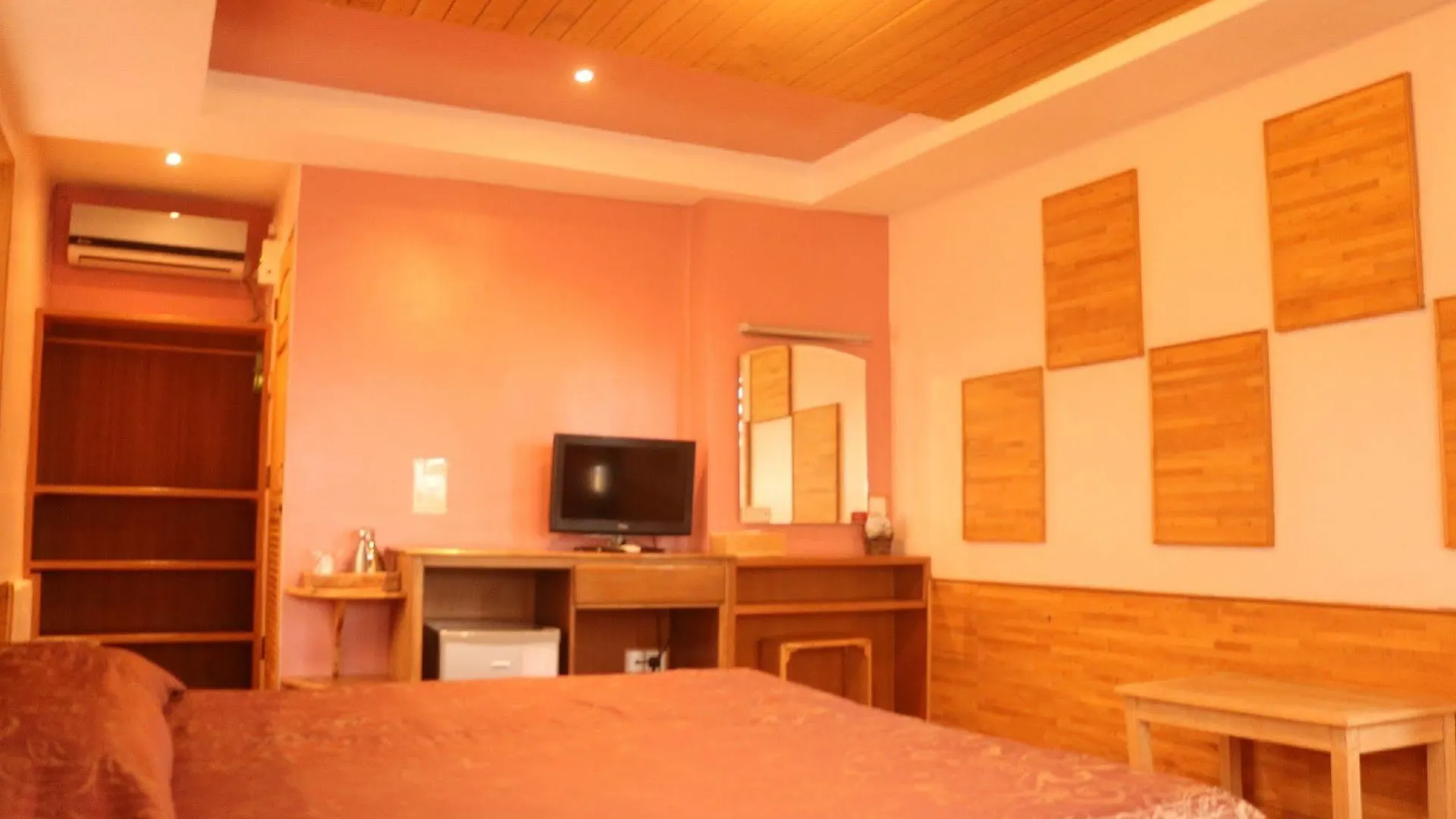 Kaung Lay Inn Yangon
