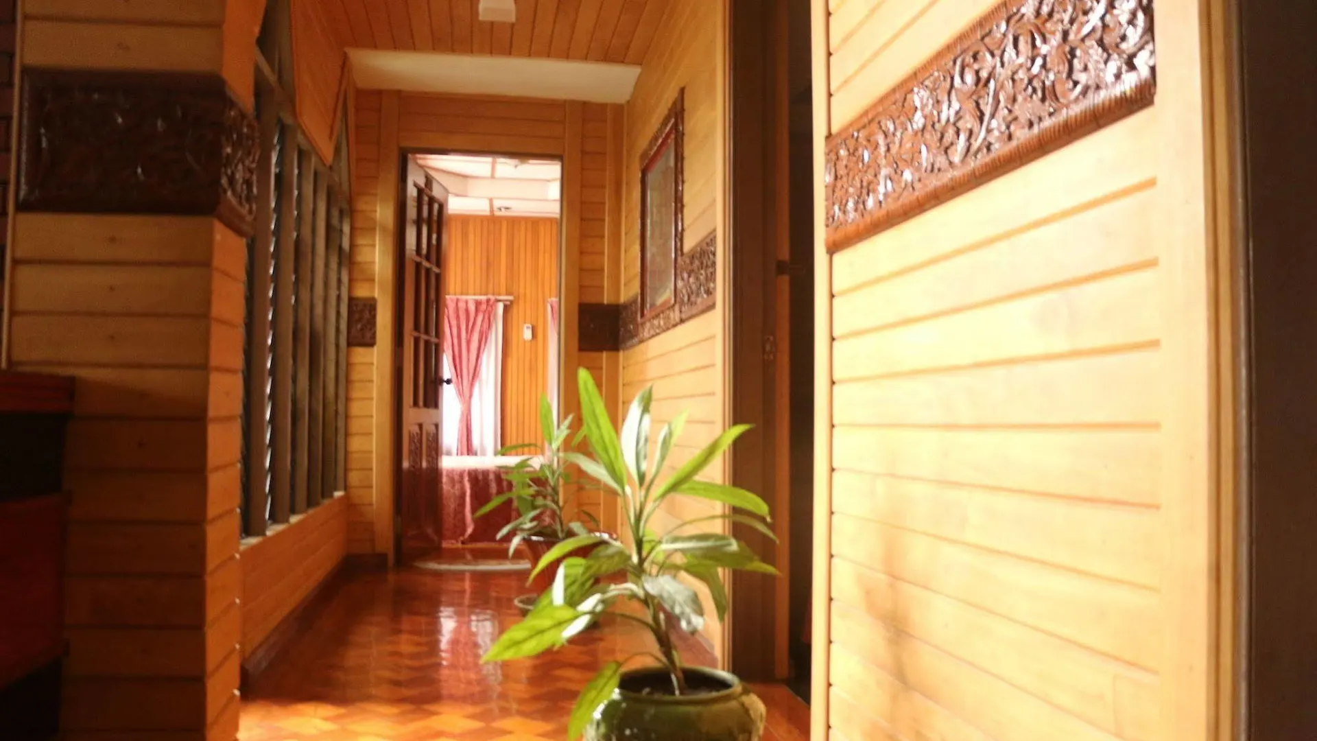 **  Kaung Lay Inn Yangon Birmanie